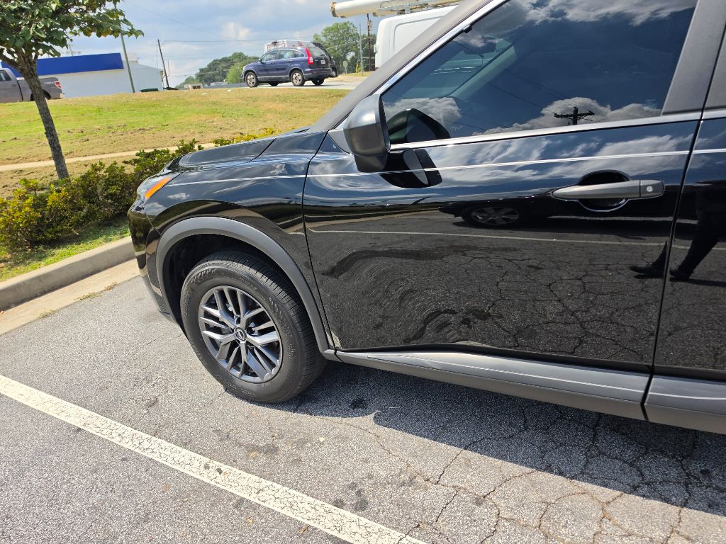 2025 Nissan Rogue S - Photo 7
