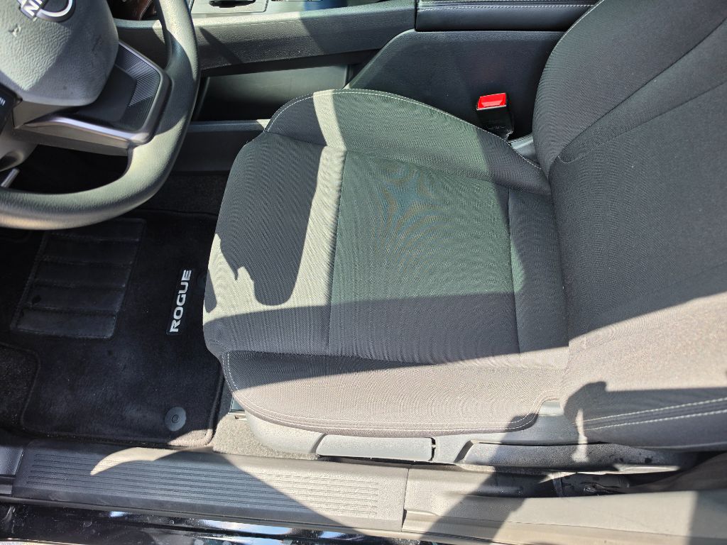 2025 Nissan Rogue S - Photo 19