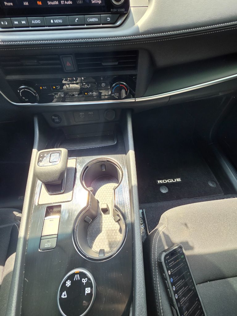 2025 Nissan Rogue S - Photo 25