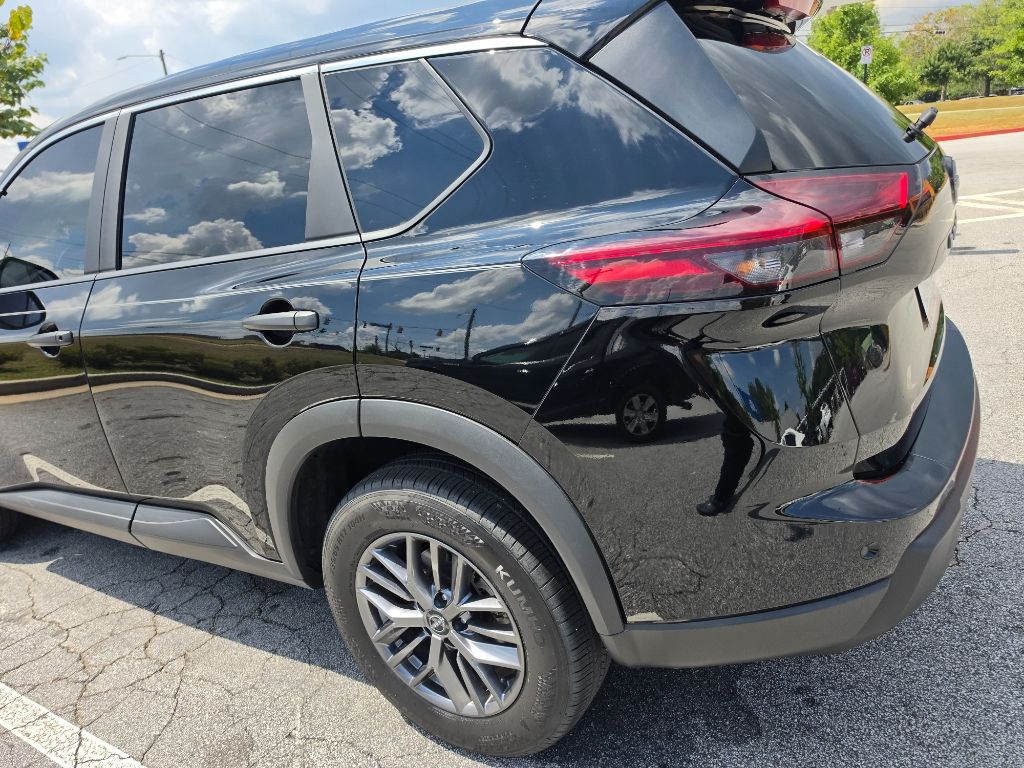 2025 Nissan Rogue S - Photo 10